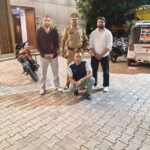 ट्रैफिक चालान की 'थर्ड आई' ने खोला राज:: आगरा पुलिस ने दिल्ली से दबोचा 24 साल से फरार ₹50 हजार का इनामी